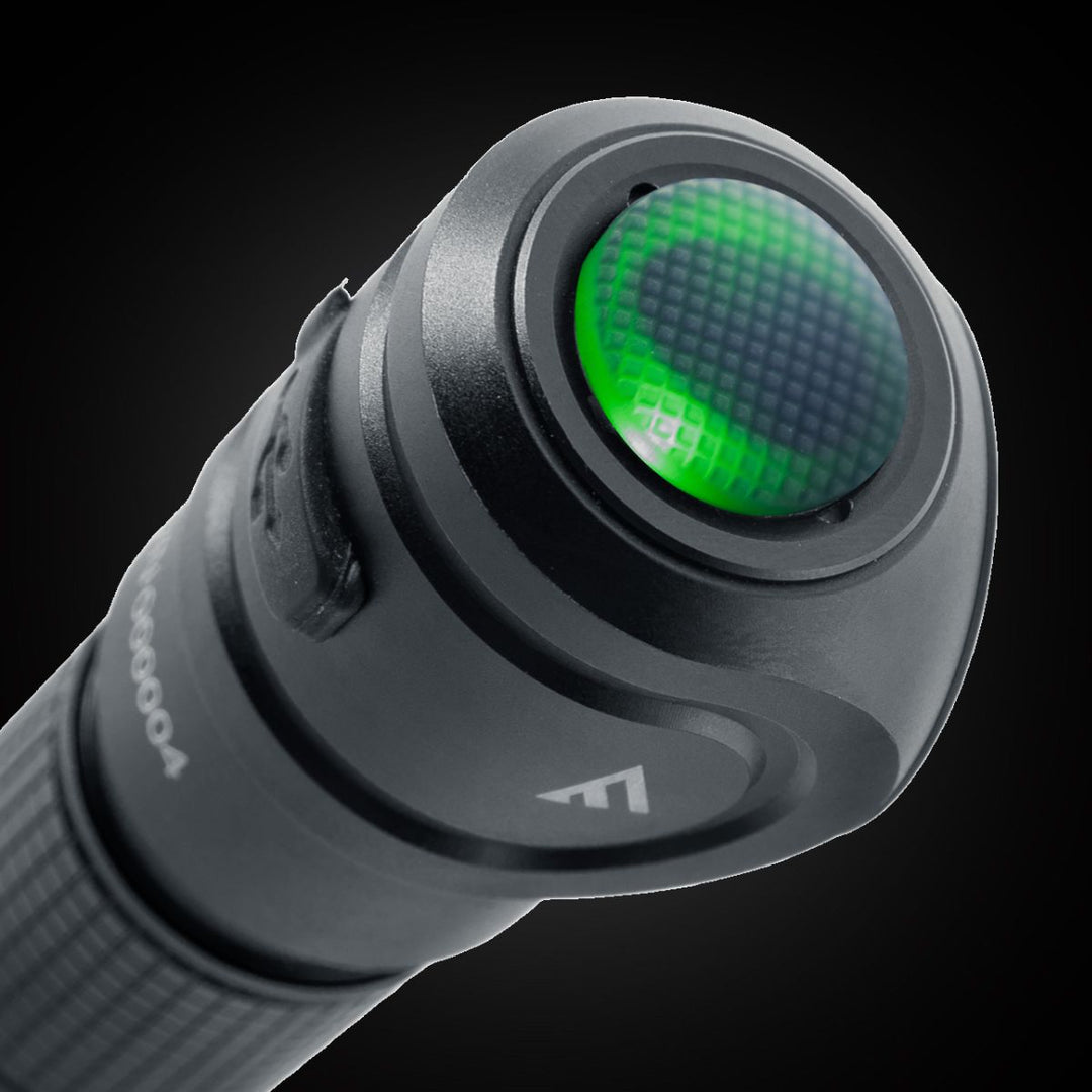BLACK EYE R40 | 4000 Lumen Right-Angle Flashlight - Okae